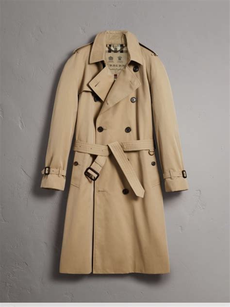 trench donna burberry etichetta originale|How to Tell If a Burberry Trench Coat Is Real: The Ultimate Guide.